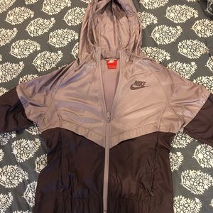 Nike women windbreaker